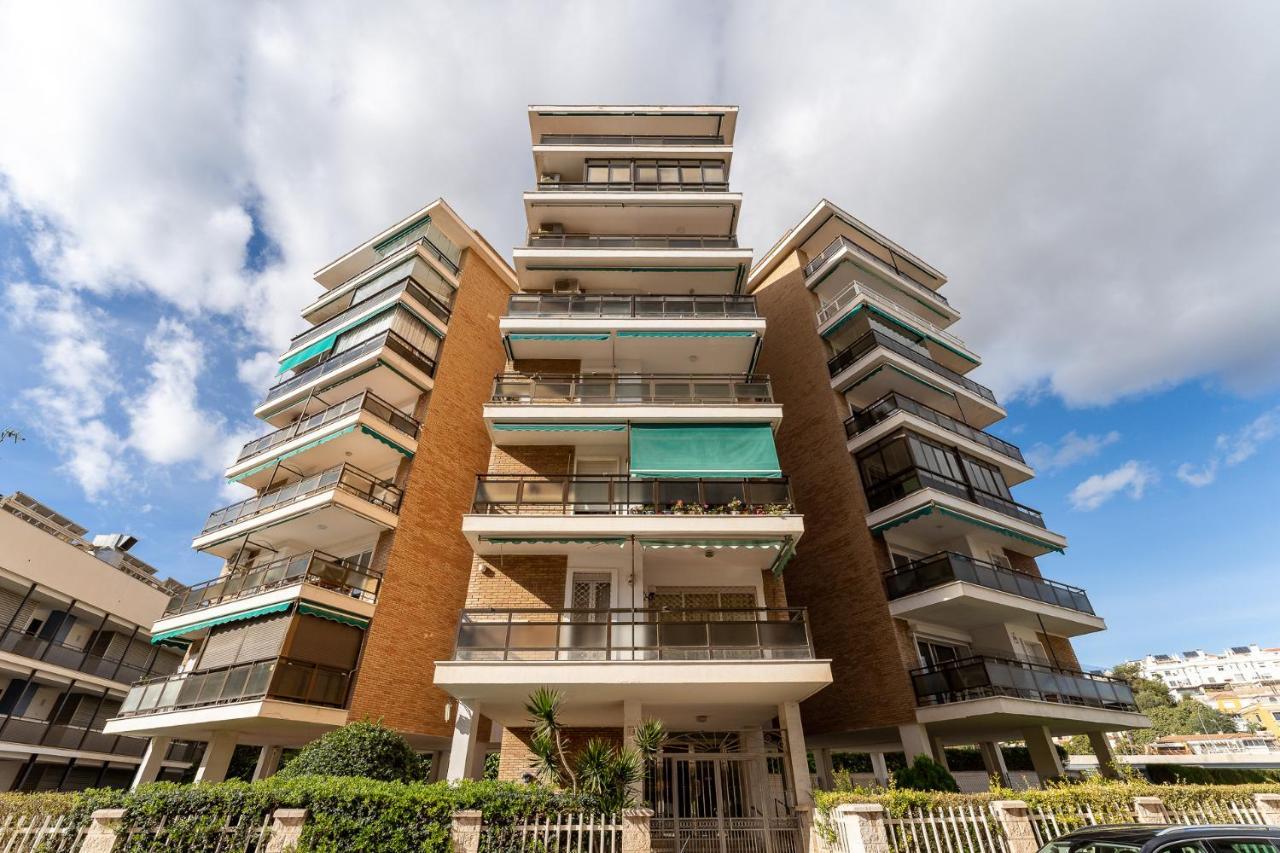 Sea View 2 Bedroom Apartment 2 Min Away From The Beach Torremolinos Dış mekan fotoğraf